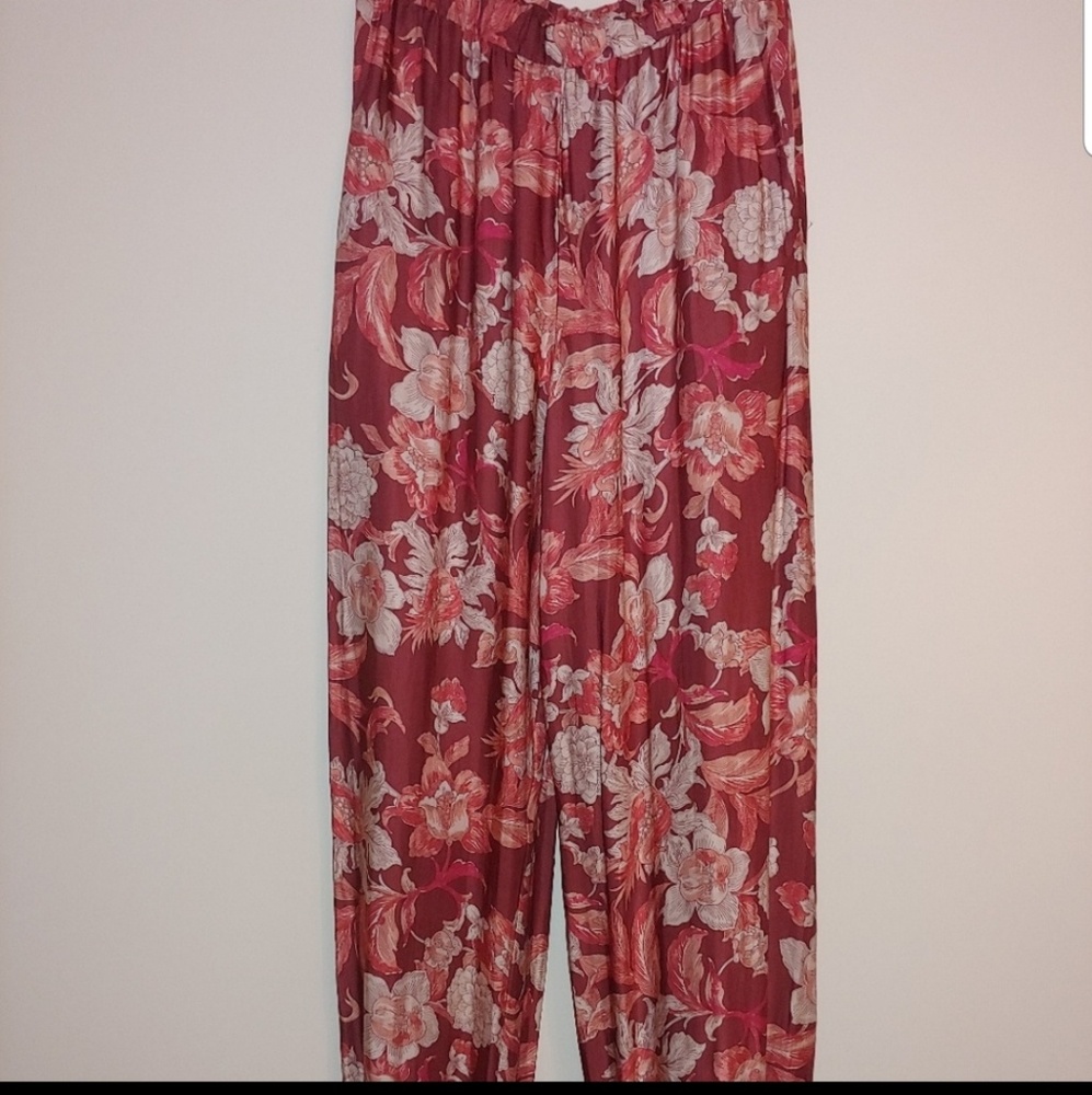 Zara floral jogger